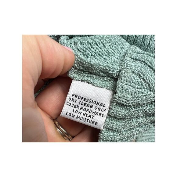 St. John Collection Green Ribbed Cardigan Sz. 6 - Picture 3 of 6